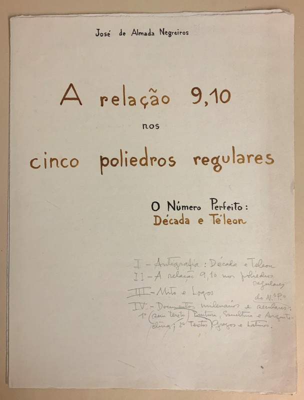 A relação 9,10 nos cinco poliedros regulares