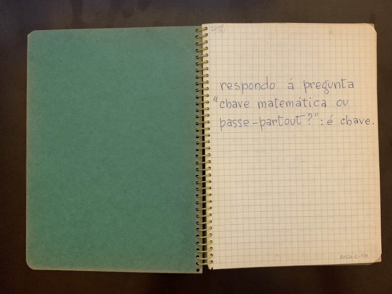 respondo à pergunta “chave matemática ou passe-partout?”: é chave.
